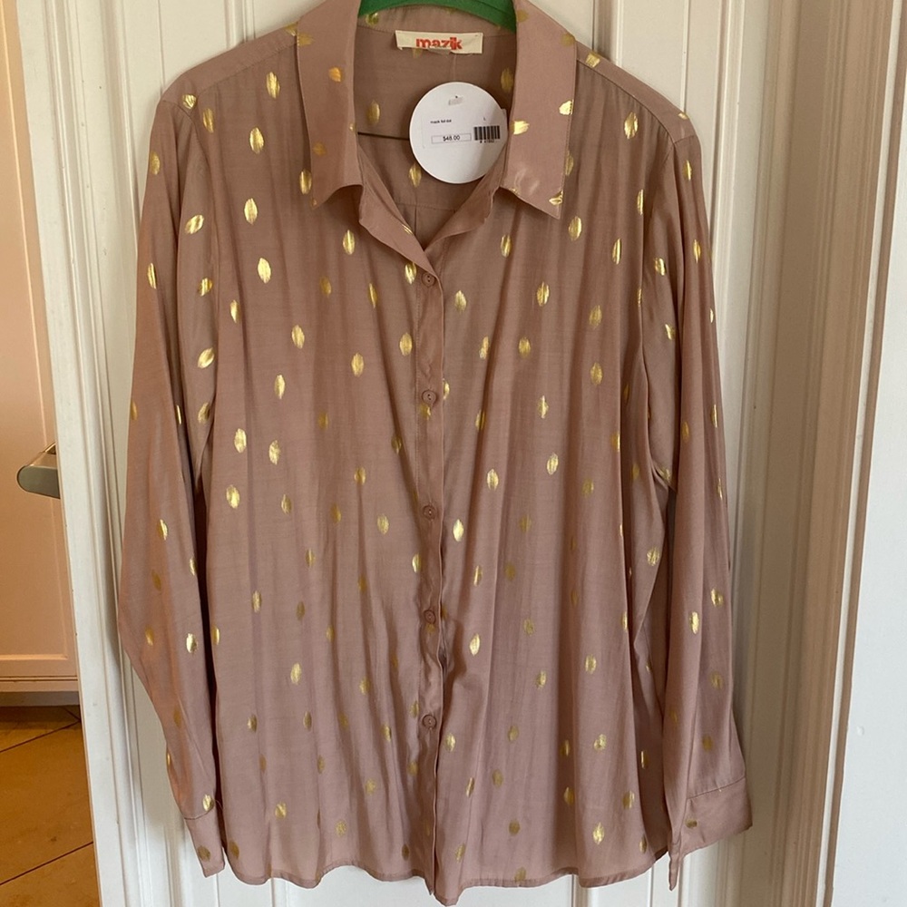 Women’s long sleeve button up blouse, size large